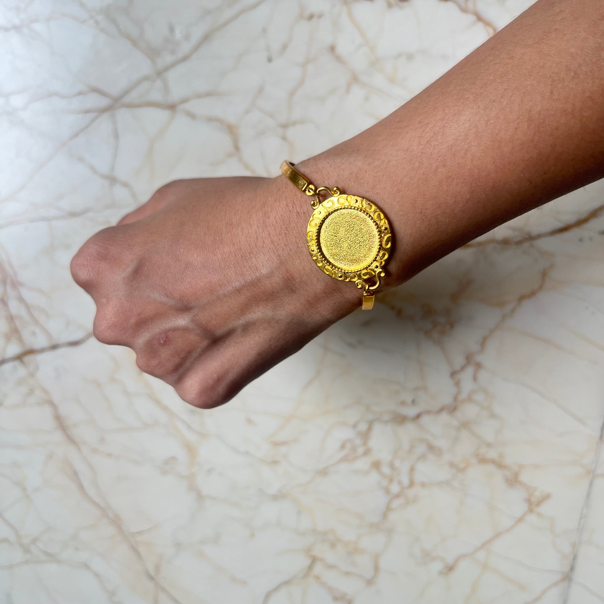 Vintage Bracelet Bezel