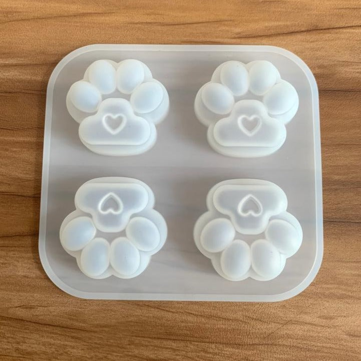 Dog Paw mold.