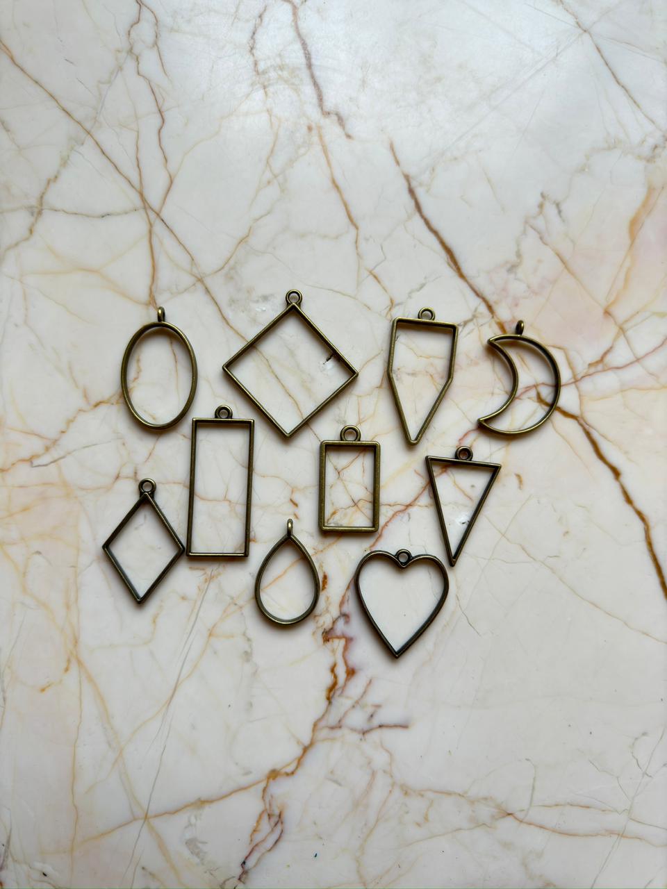 Pendant Bezel (Pack of 10)-ANTIQUE