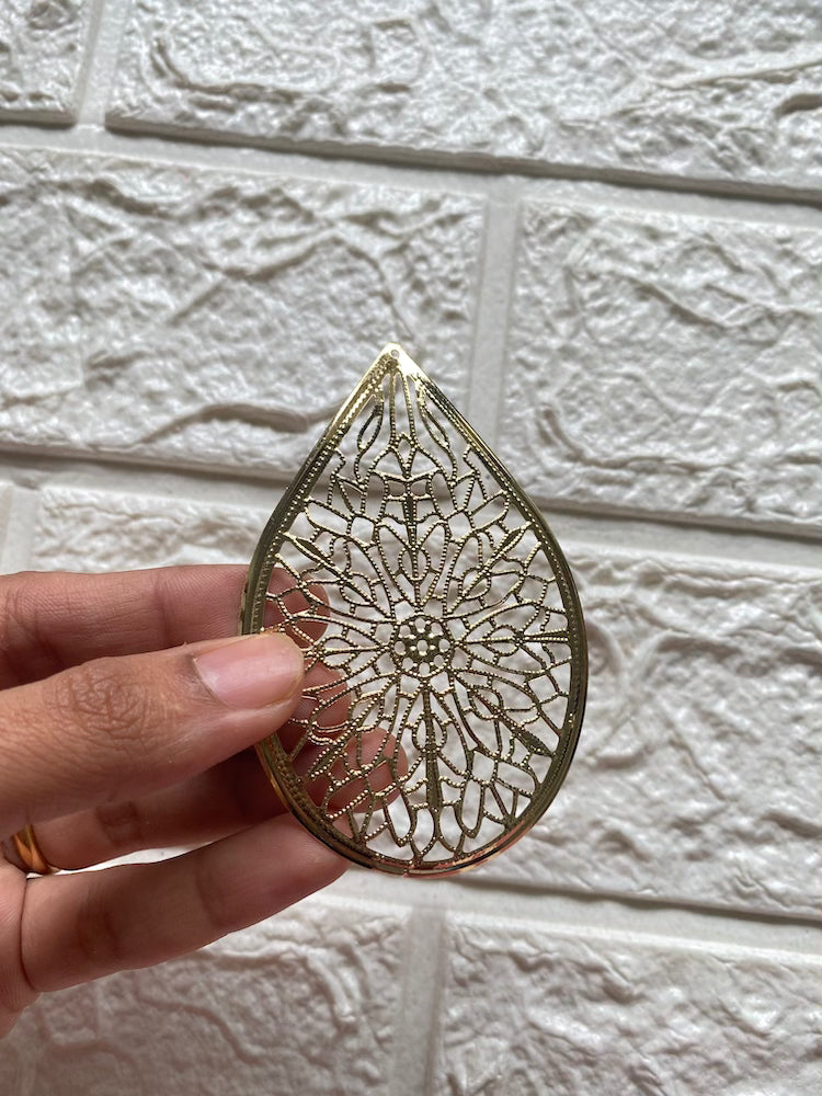 Metal Base drop shape